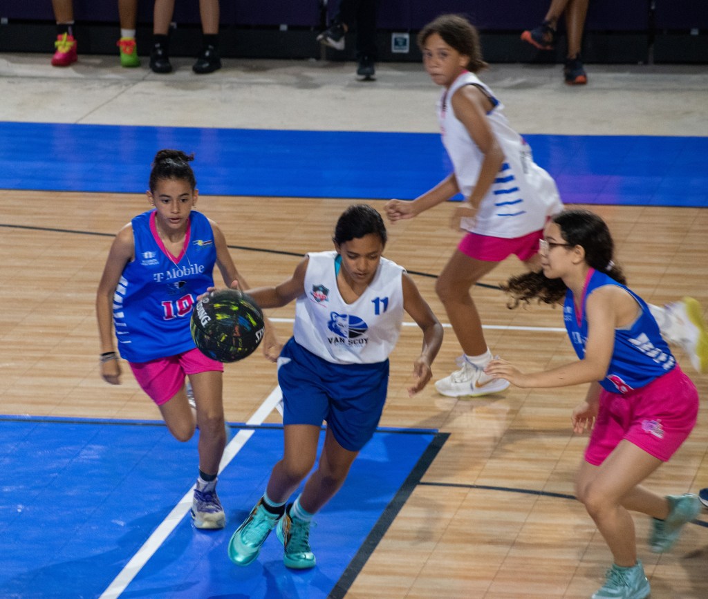 Equipo de Baloncesto femenino Van Scoy